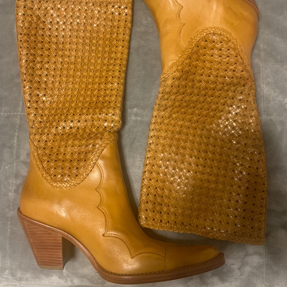 Laundry by Shelli Segal Boots